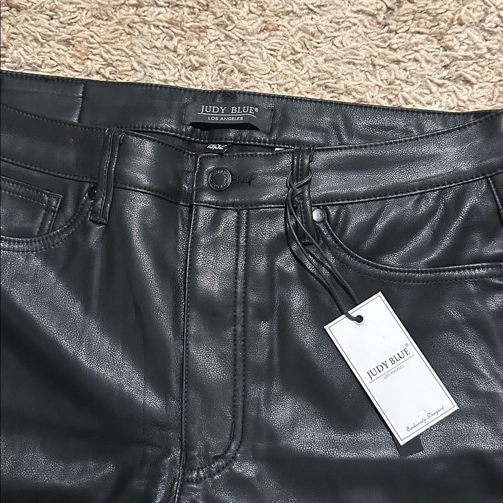 Pants - Picture 2 of 7